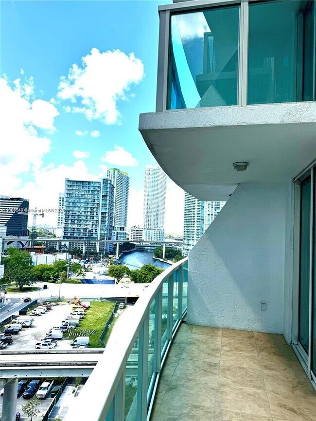 Foto del edificio - 41 SE 5th St