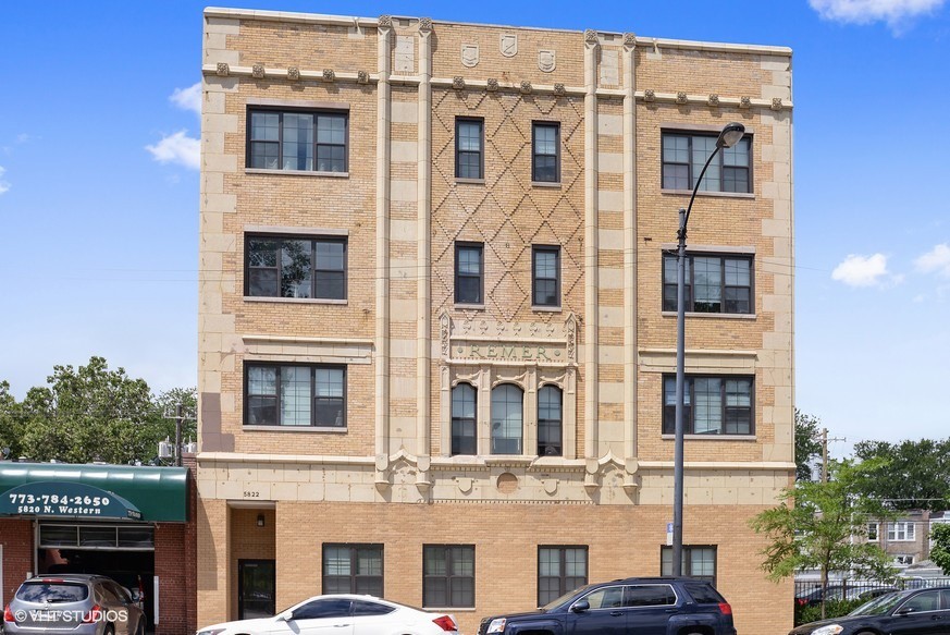 Primary Photo - 5822 N. Western Ave.