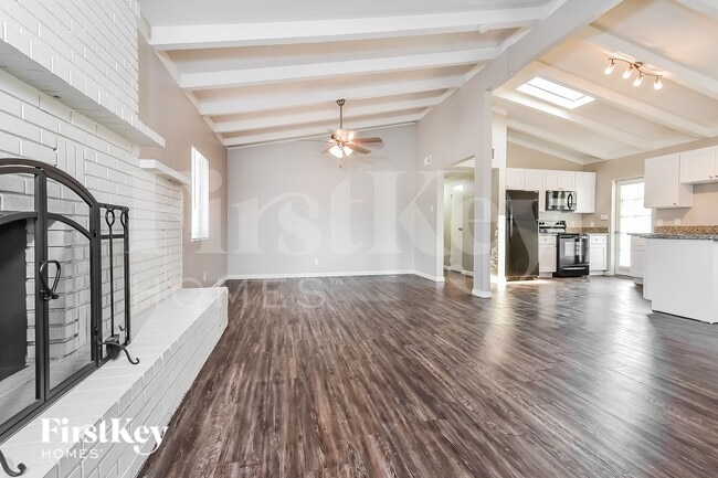 Foto del edificio - 1801 Canosa Ave