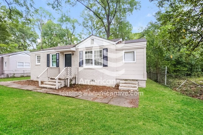 Foto del edificio - 2438 Pye Ave