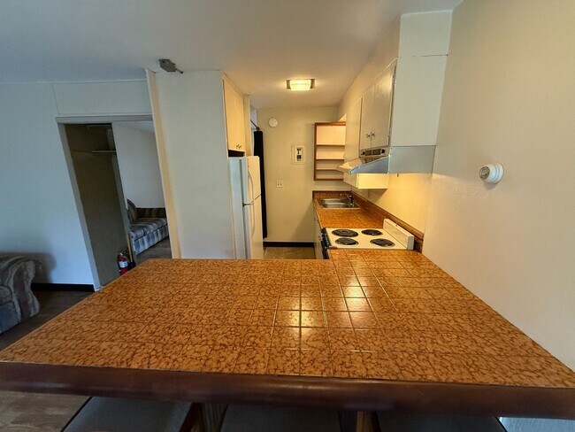 Foto del edificio - 433 E Dowling Rd