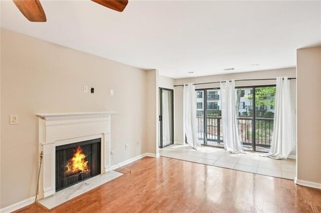 Foto del edificio - 2303 Pine Heights Dr NE