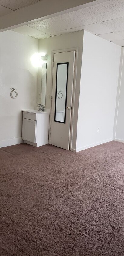 Foto principal - 425 S Warren Ave