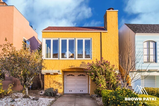 Building Photo - 575 Teresita Blvd