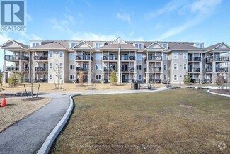 Building Photo - 5-205 Anchorage Cres