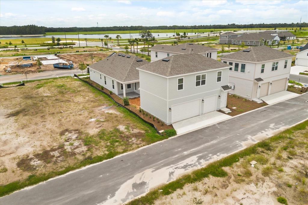Foto principal - 6671 Wake St