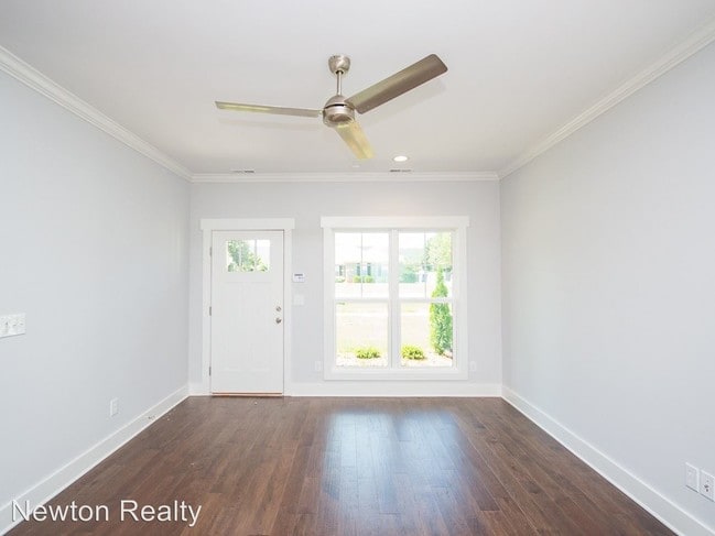 Building Photo - 3 br, 3 bath House - 493 Wade Road