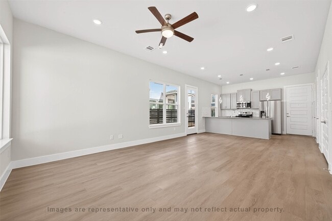 Foto del edificio - 10719 Mason Rd