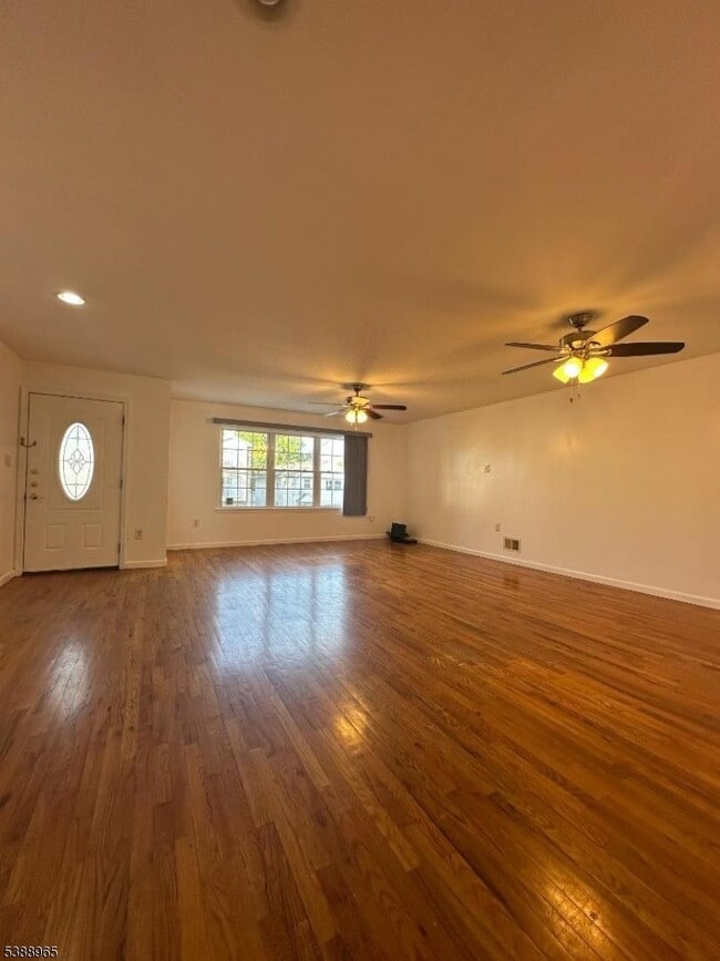 Foto del edificio - 1028 Lafayette St