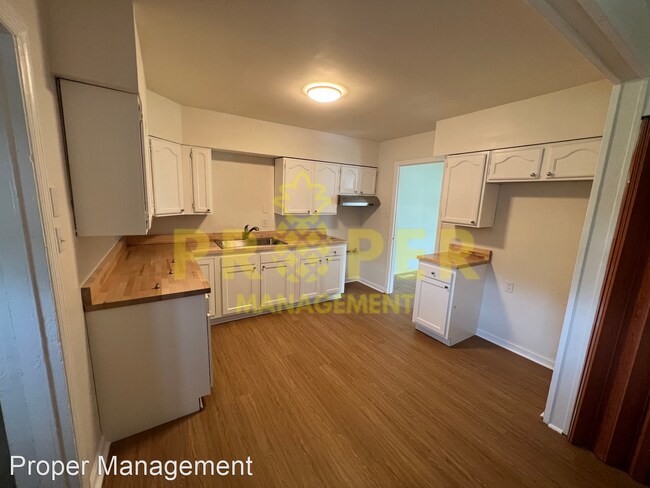 Building Photo - 3 br, 1 bath House - 1817 Ace Pl