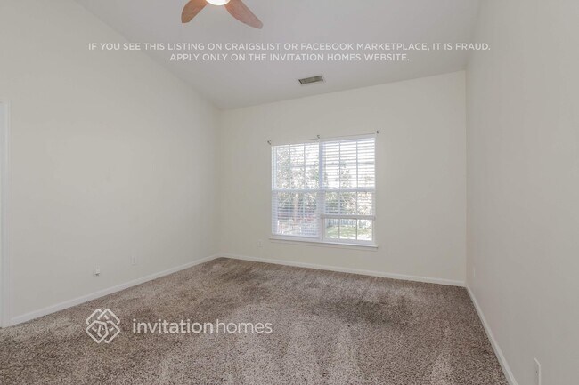 Foto del edificio - 6894 Fenwick Dr