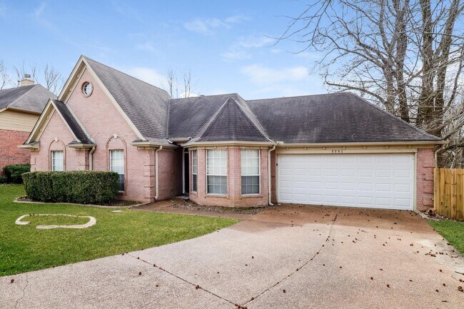 Foto del edificio - 5591 Autumn Valley Dr