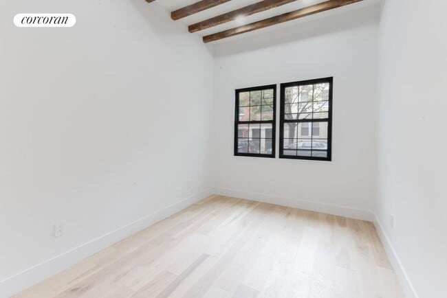 Building Photo - 183 Green St