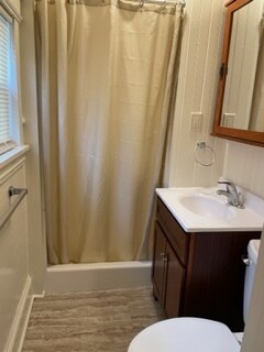 Bath Room - 801 Arago St