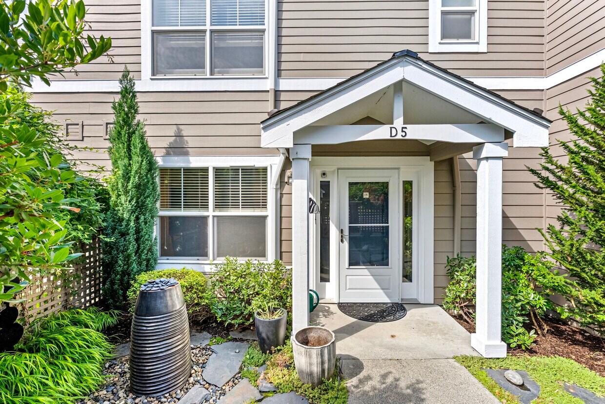 Primary Photo - 1220 Weaver Rd NW