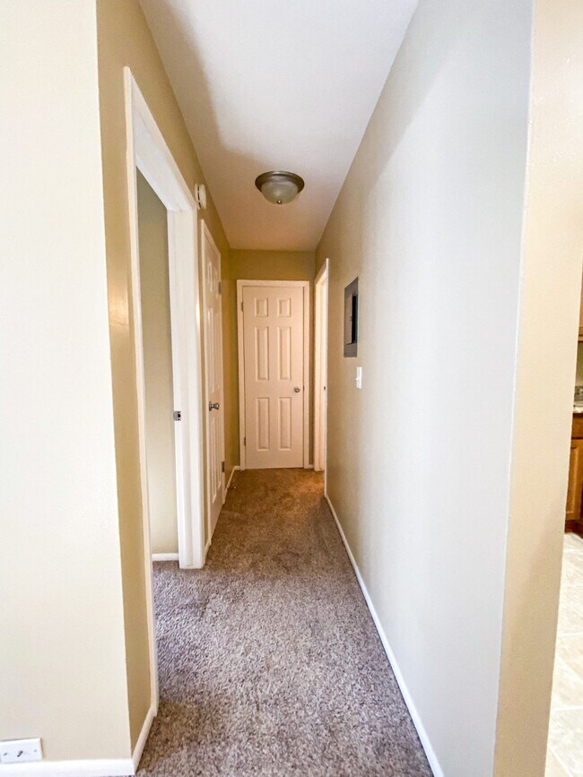 Interior Photo - The Ridge Apartments