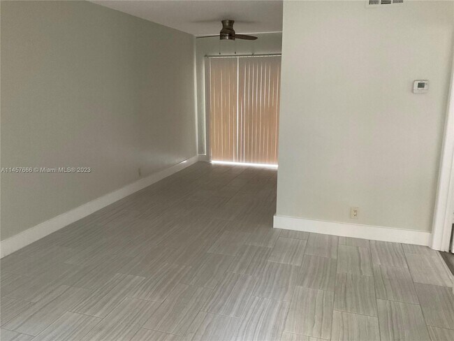 Foto del edificio - 510 SE 9th St