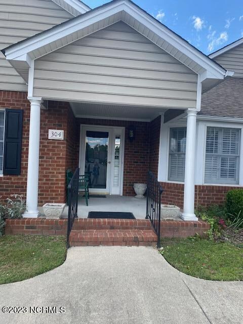 Foto del edificio - 304 Willows Ct