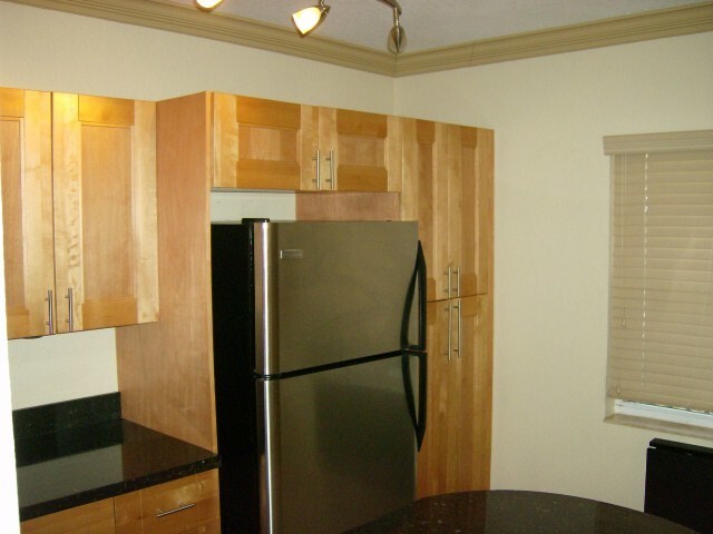 Foto del edificio - 660 NE 11th Ave