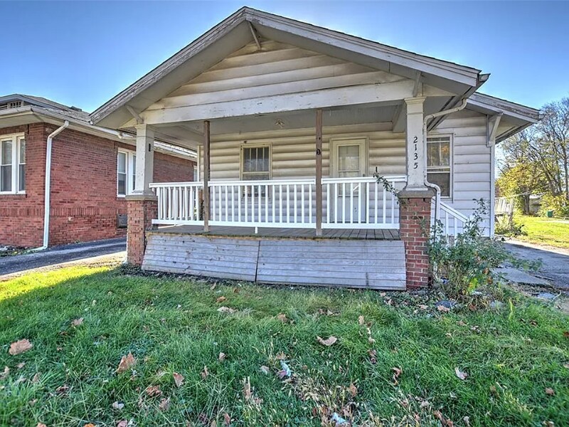 Foto principal - 2135 E Prairie Ave