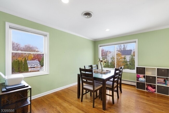 Photo - 17 Lathrop Ave Apartment