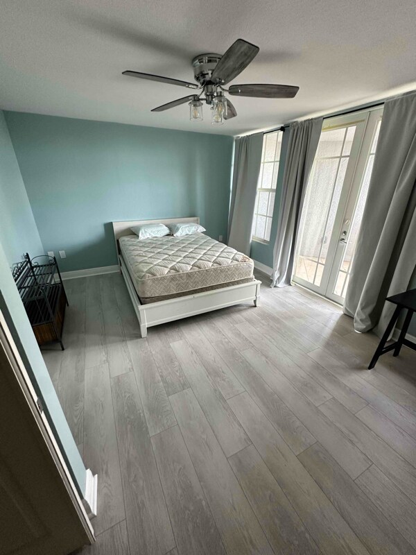 Building Photo - 43 Seaside Dr