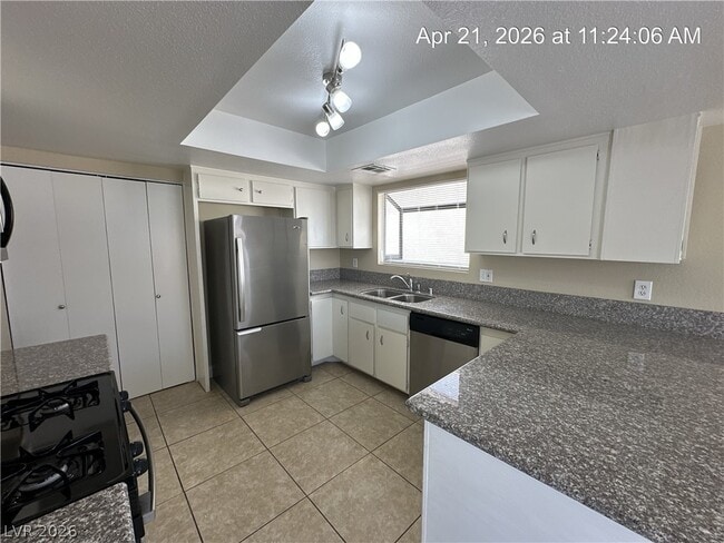 Foto del edificio - 329 Chastine St