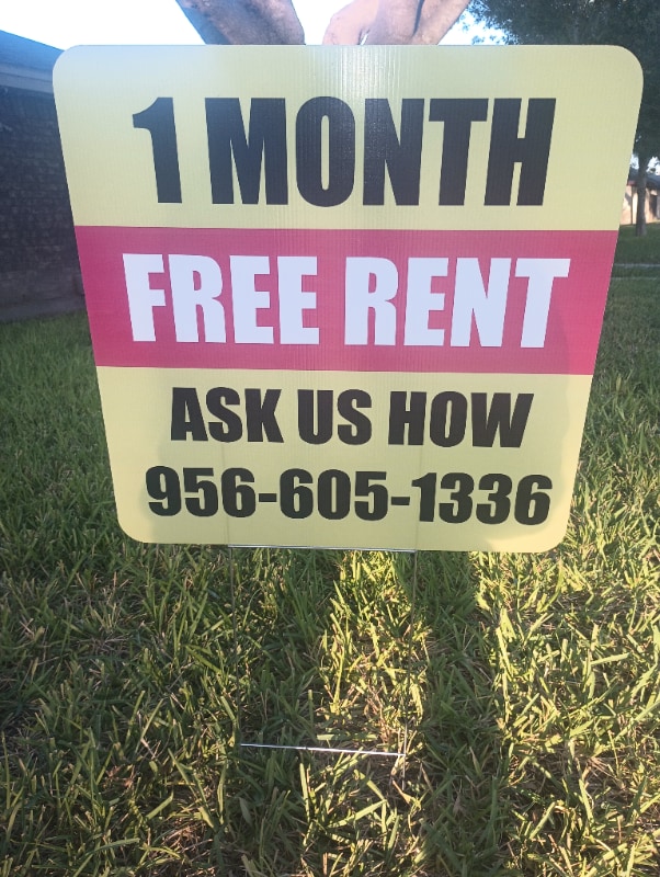 Building Photo - 915 Lexington Cir Building Photo - 915 Lexington Cir