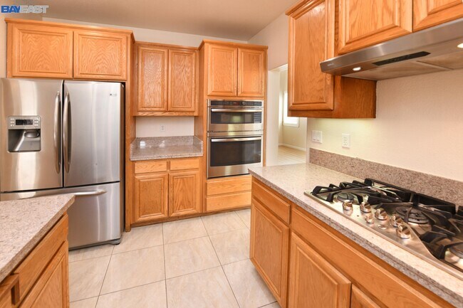 Foto del edificio - 8 Olde Creek Pl