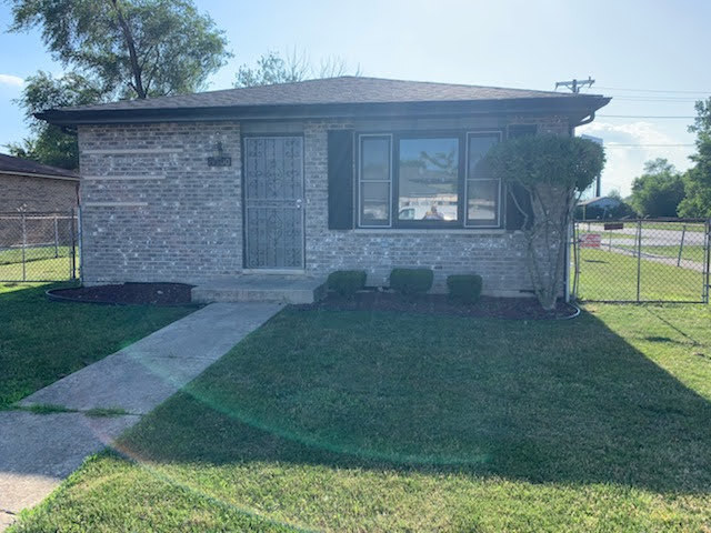 Foto principal - 14500 Oakley Ave