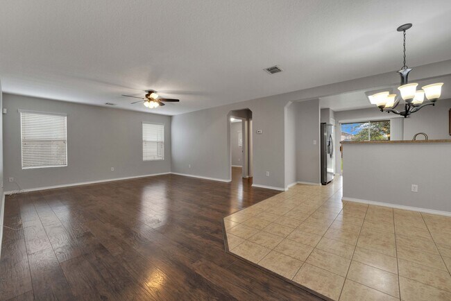 Building Photo - Beautiful rental home in NW San Antonio av...