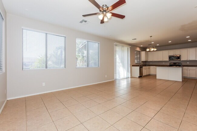 Building Photo - 1465 E Mia Ln