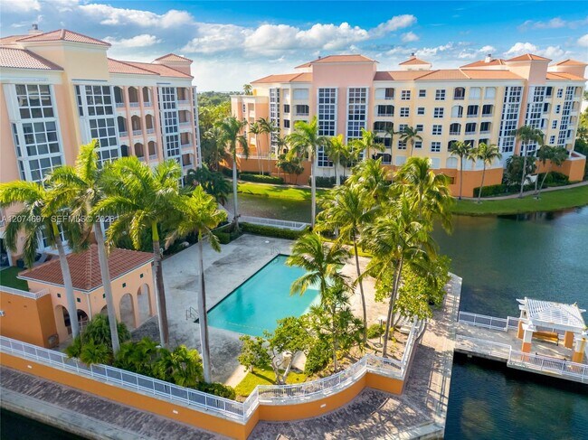 Foto del edificio - 737 Crandon Blvd