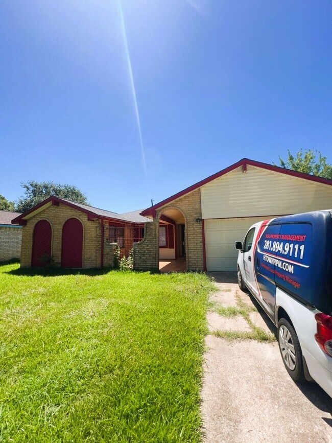 Building Photo - 14834 Keelby Dr