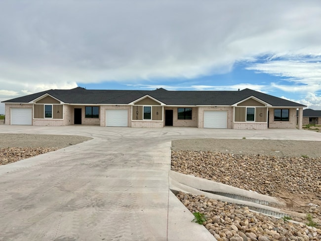 Building Photo - 11075 Tierra Santa Dr