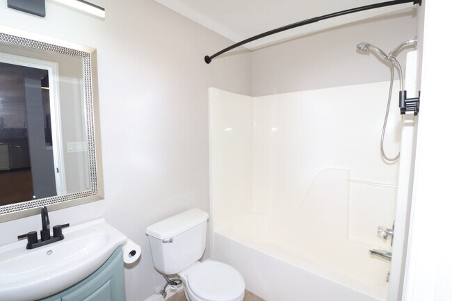 Foto del edificio - 7246 Registry Dr