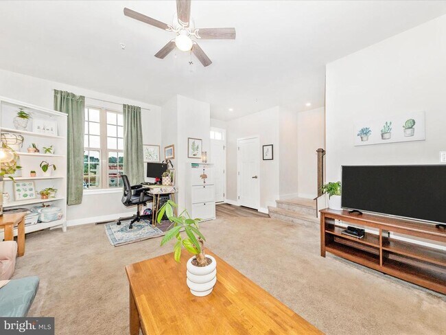 Foto del edificio - 7129 Bodkin Wy