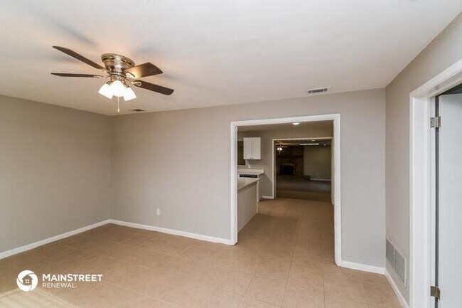 Building Photo - 2335 Brest Rd, Jacksonville, FL 32216