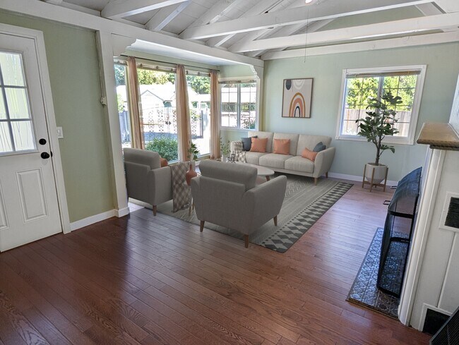 Foto del edificio - 4884 Lamont Way
