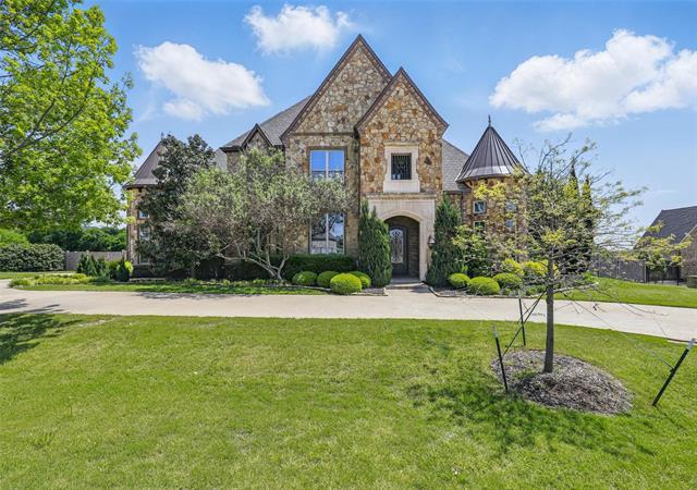 Building Photo - 7909 Bella Flora Dr