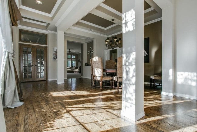 Building Photo - 407 Lakewood Dr