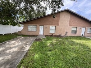 Building Photo - 610 SE 13th Ct