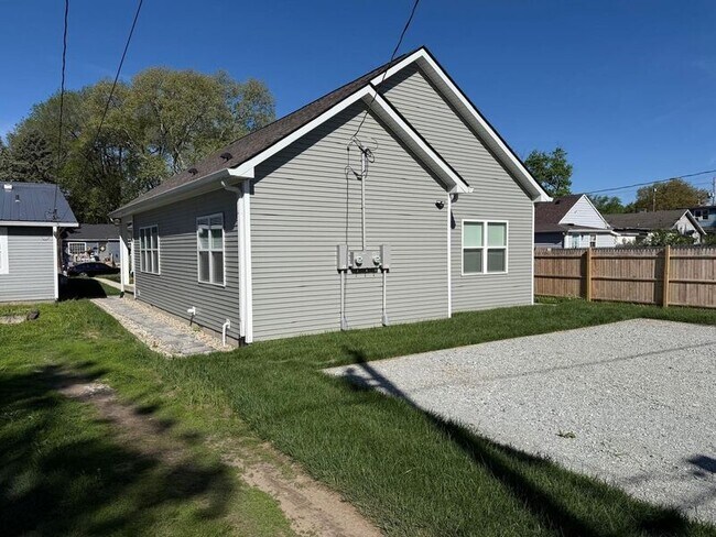 Foto del edificio - 4521 Norwaldo Ave