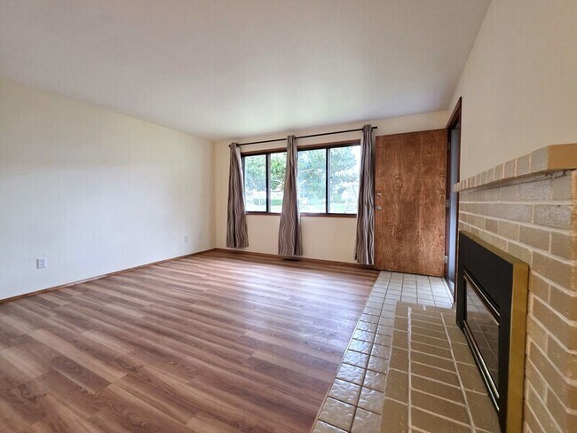 Foto del edificio - 8532 NE Russell St