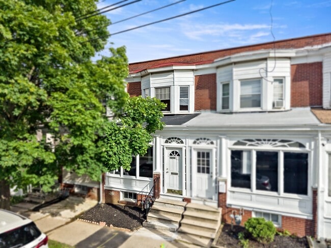 Building Photo - 1234 1/2 Tilghman St