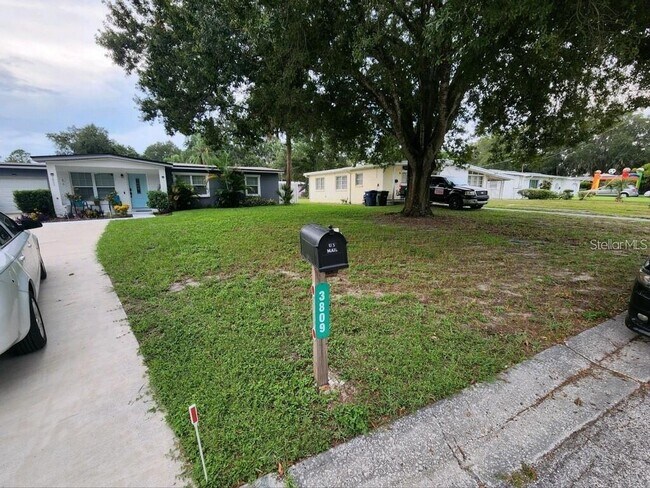 Foto del edificio - 3809 River Grove Ct