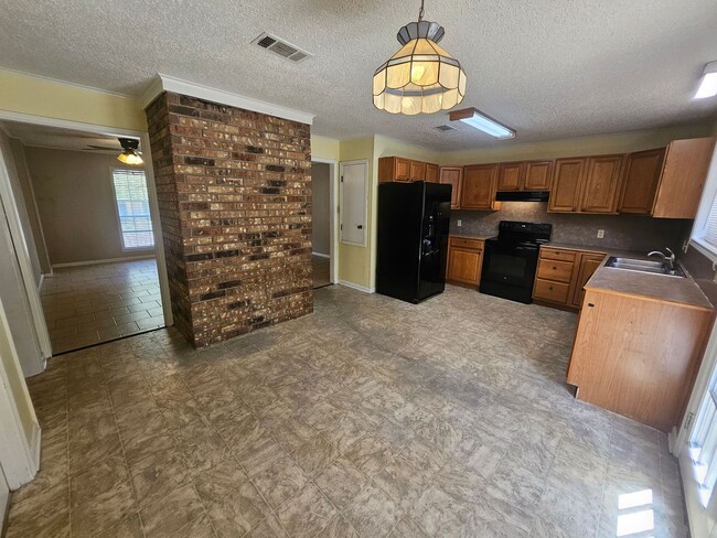 Foto del edificio - 110 Kimberly Dr