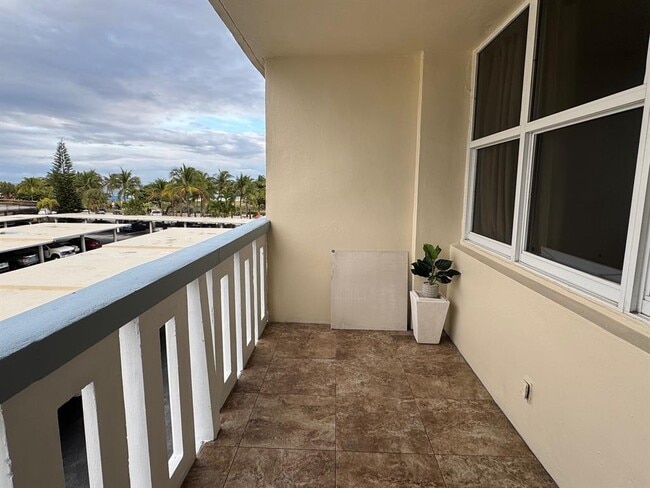 View Of Balcony - 305 N Pompano Beach Blvd
