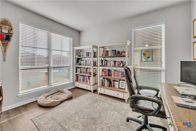 Foto del edificio - 5314 Fenton Ln