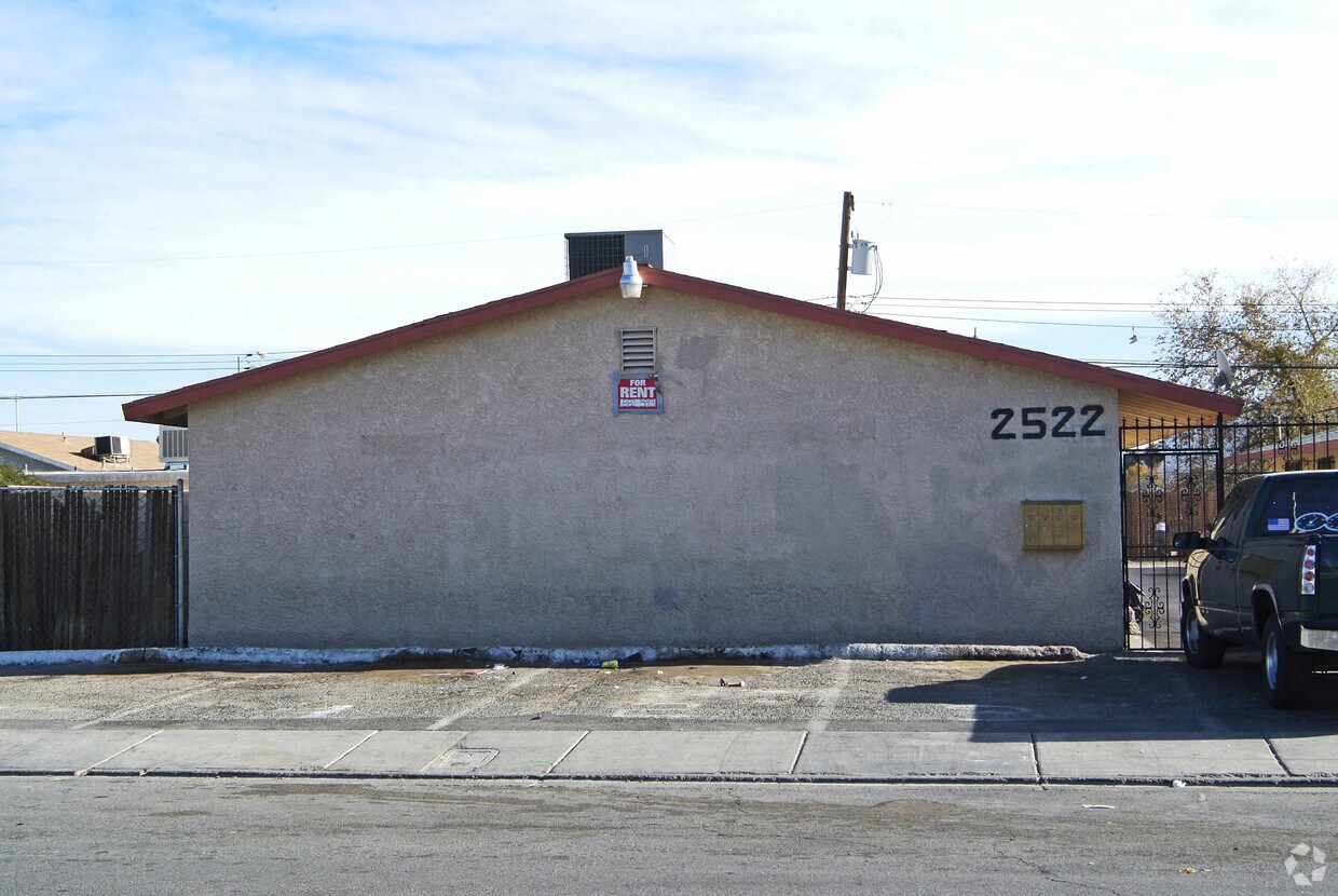 Foto del edificio - Arrowhead Acres